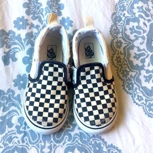 Kids Vans slip on shoes